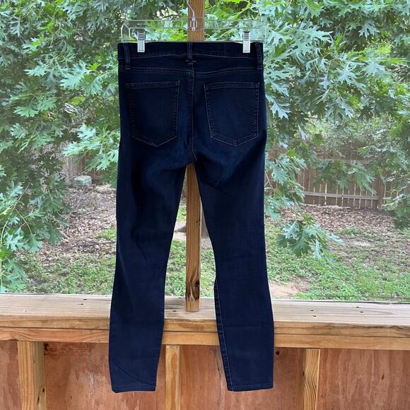 Gap 1969 True Skinny Over Dark Wash Jeans Size 26 Regular. - Picture 2 of 7